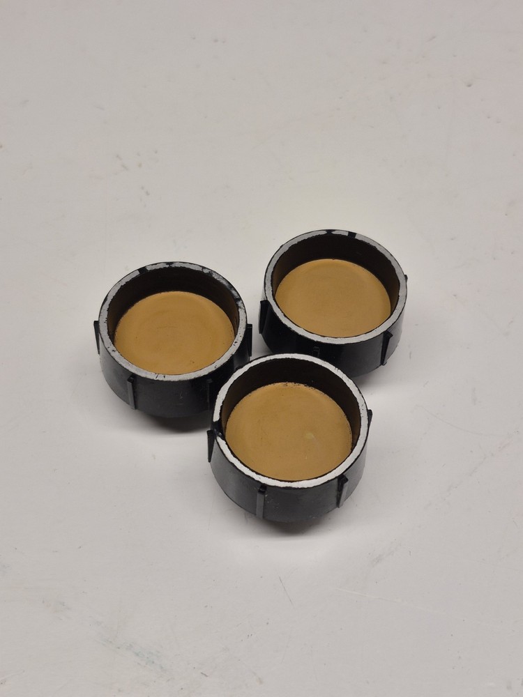 Zenith Solid State Suitcase Turntable Knobs