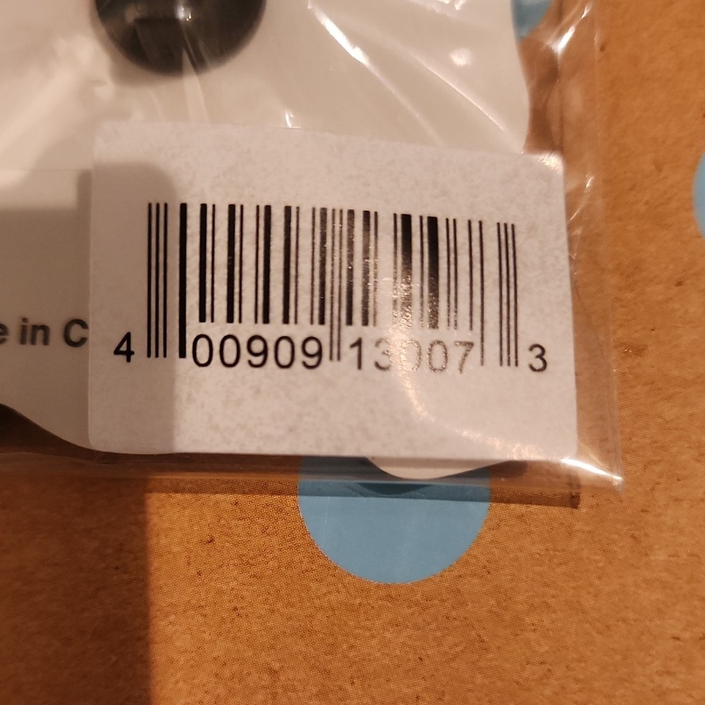 Disney Studio Store Hollywood Donald Duck Single Pin