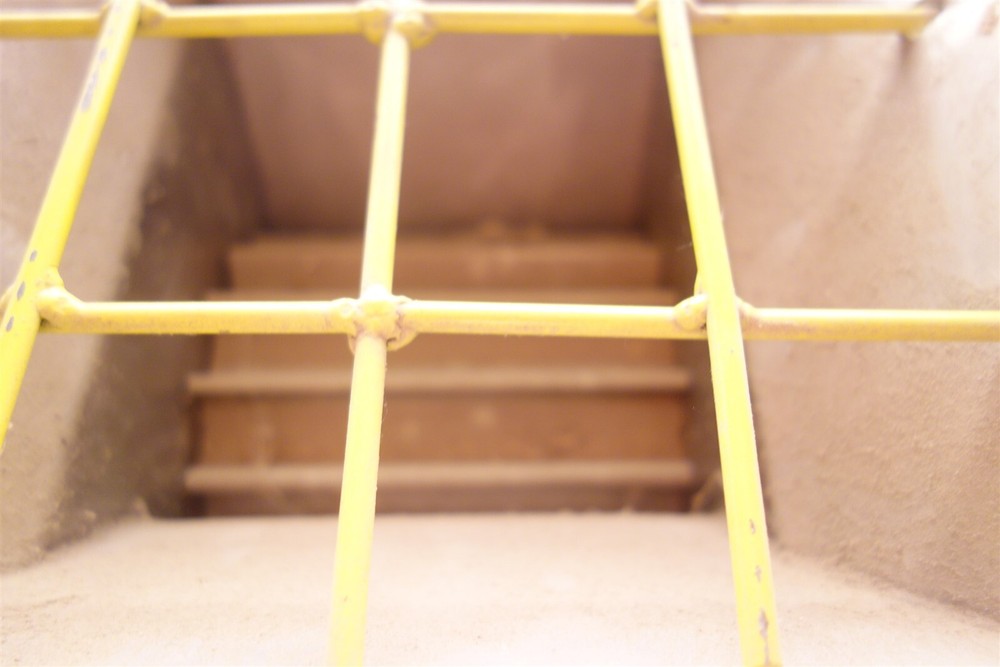 FitzMill Model D Comminuting Machine / Hammer / Knife Mill