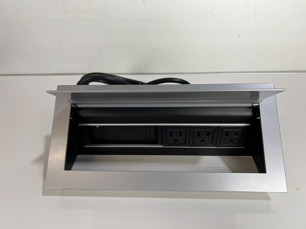 Byrne Power Data Center Ellora Silver/White Outlet