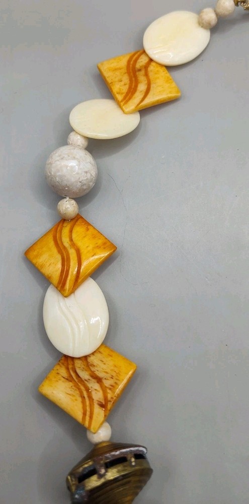 Vintage Chunky Beaded Designer Necklace 19"