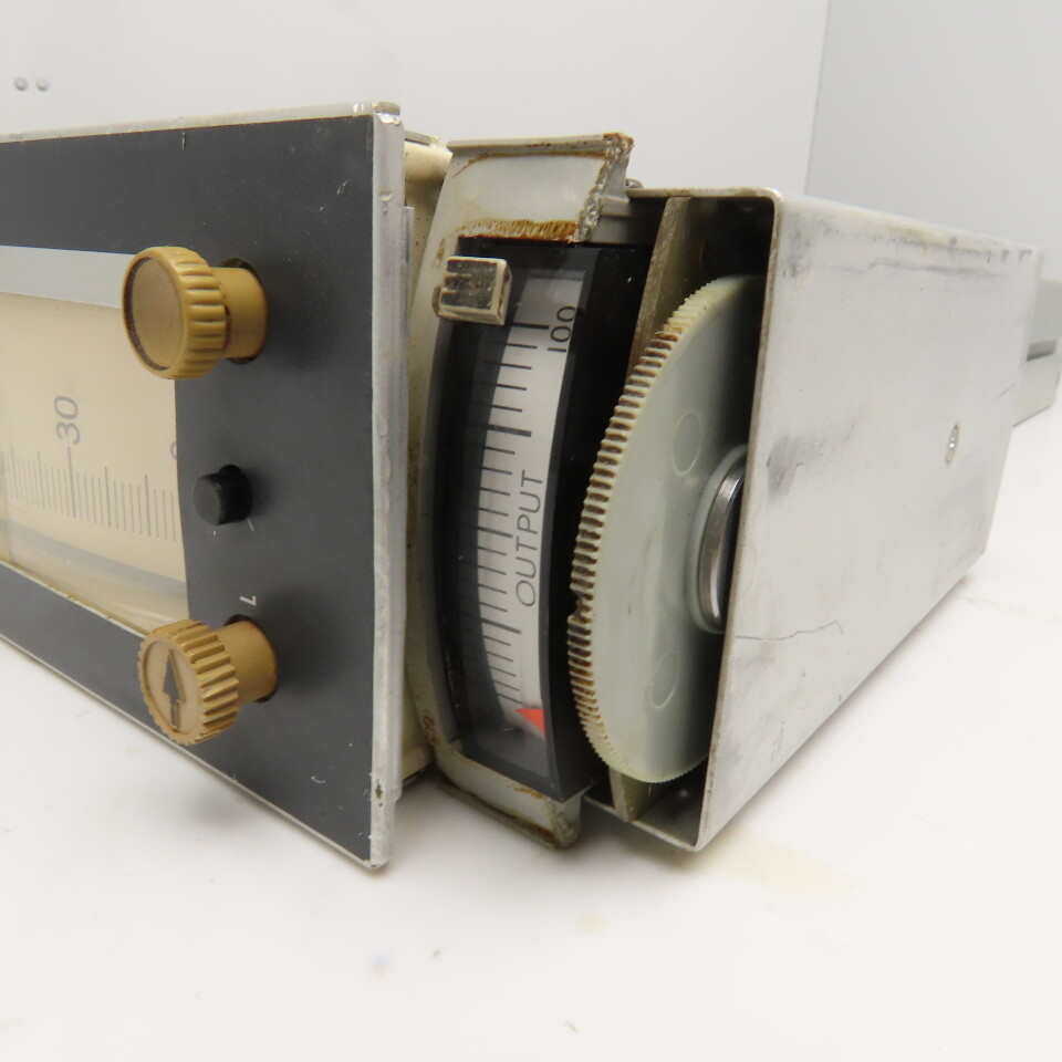 Foxboro 230SF-G Spec 200 Control Station 0-150 Scale