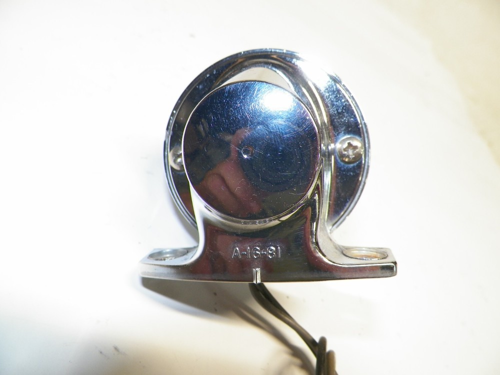 Vintage Marine Bow Light Red/Green