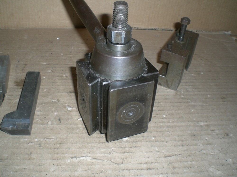 Genuine Aloris CX tool post with 1 tool holder 7 cutting bits