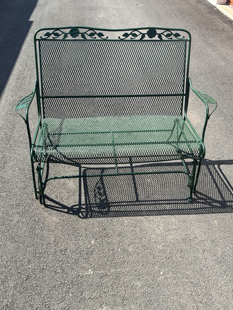 Beautiful Decorative Wrought Iron Woodard Glider *****