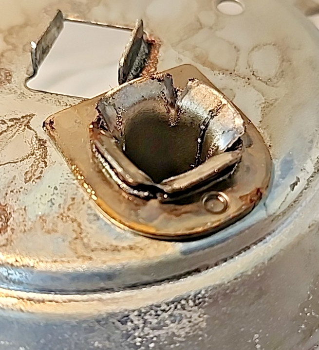 Coleman 220K Lantern Burner Cage & Upper Burner