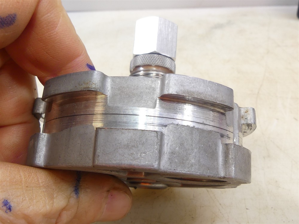 #5904 Lee 3 hole turret tool holder