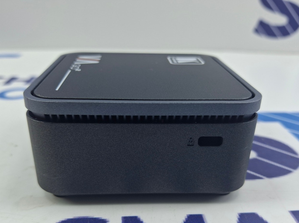 VIAG02 KRAMER Compact and Secure 4K Wireless Presentation Device