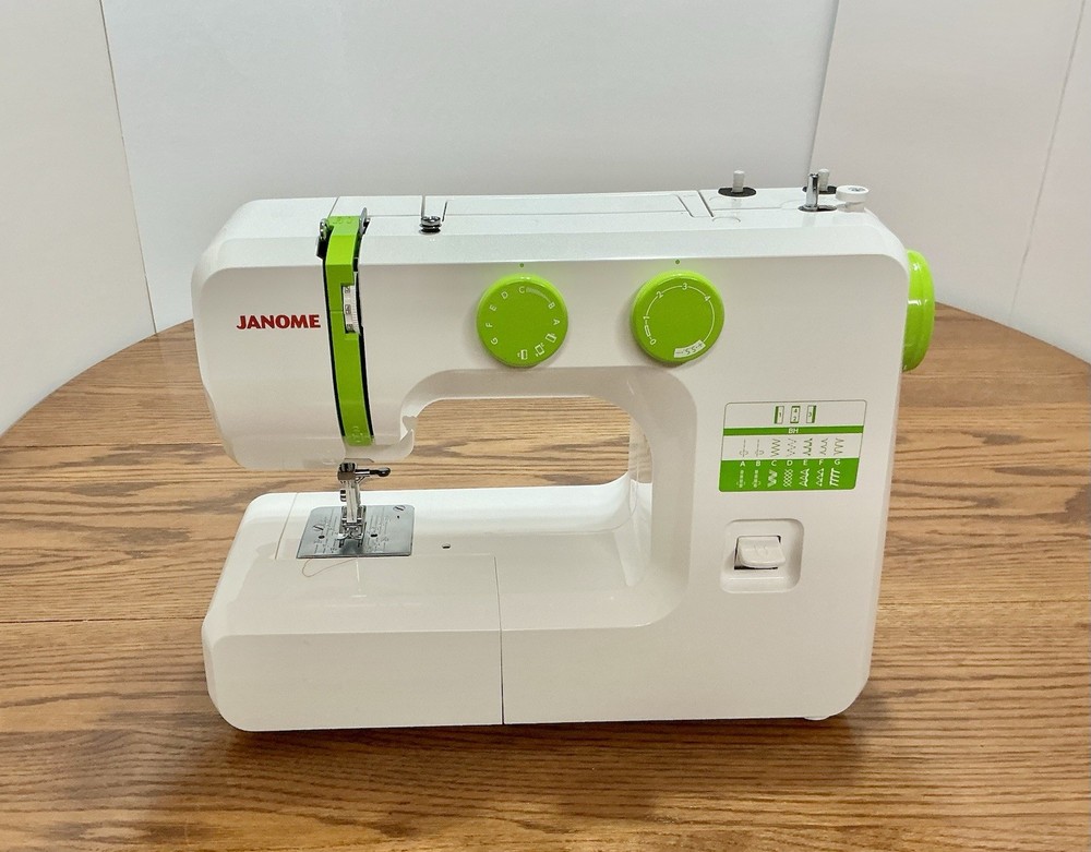 Janome Sew Fresh Sewing Machine Model 311LE