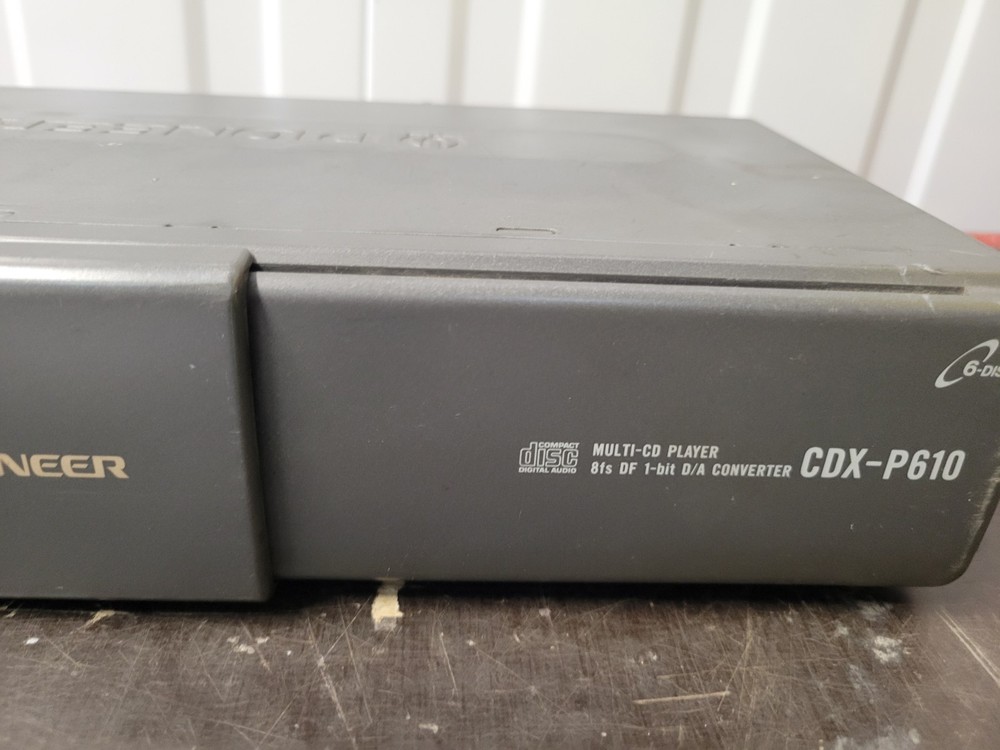 PIONEER CDX-P610 6 CD Changer - UNTESTED