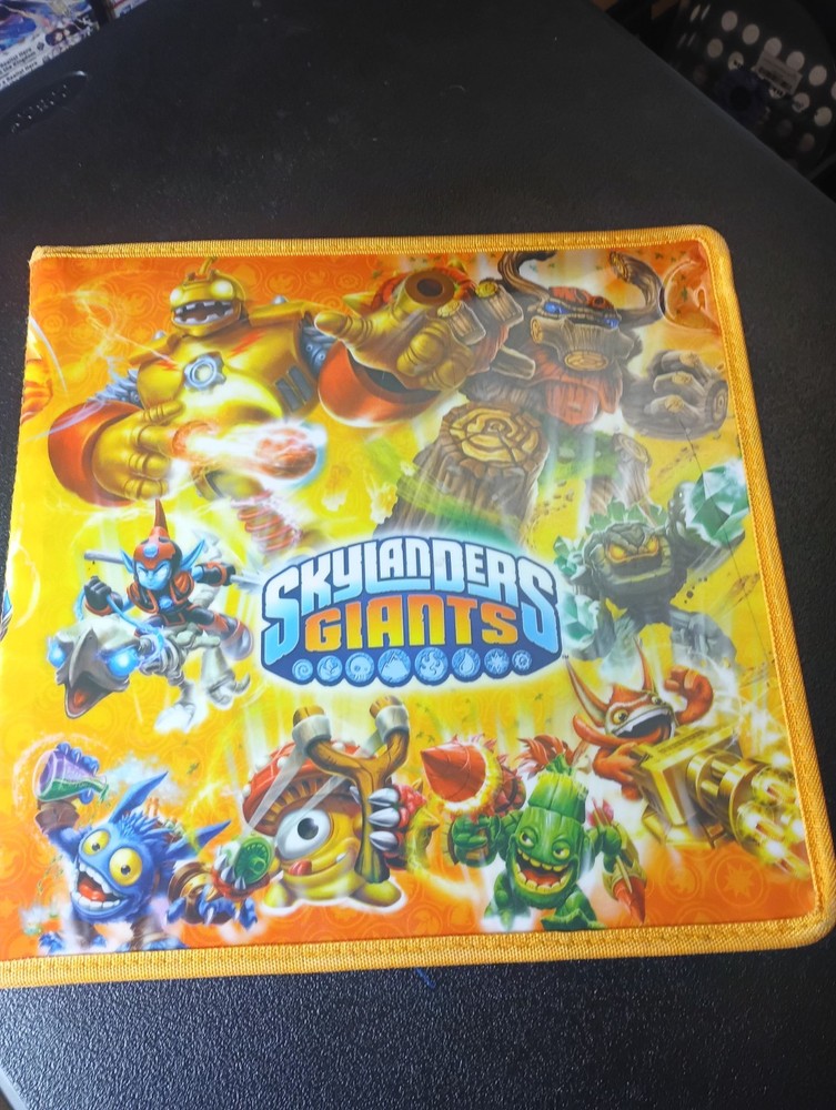 Skylanders Giants Display Carrying Storage Case Large - Blue Interior