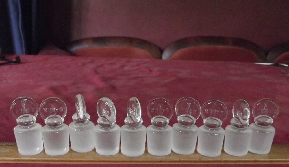 Pyrex # 19 Penny Head Ground Glass Stopper