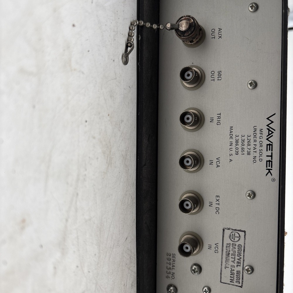 WAVETEK Programmable Waveform Generator Model 154 Powers On - UNTESTED