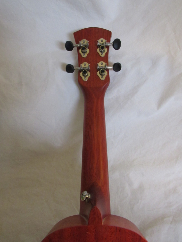 HOLA UKULELE WITH CASE MODEL HM-121RD