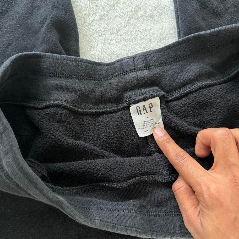 Early 2000s y2k gap sweatpants