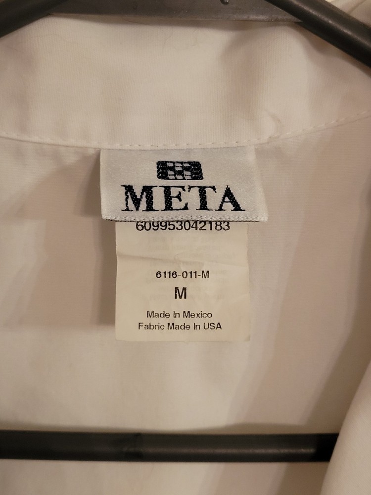 Unisex White Lab Coat – META Fundamentals (Size M)
