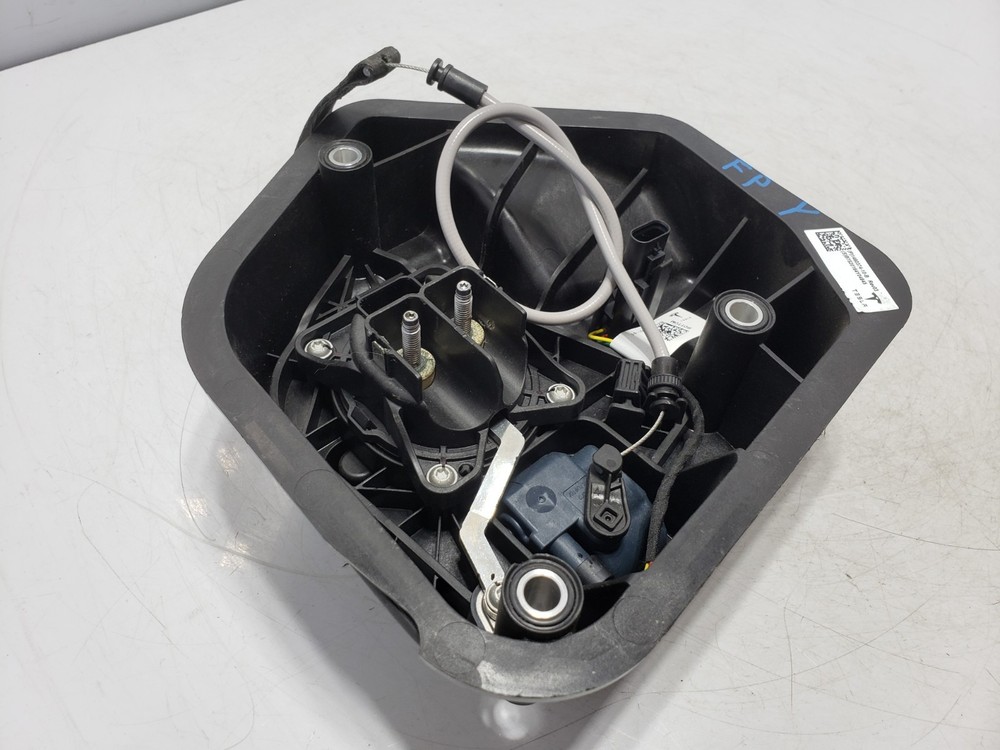 ✅ 2017-2023 OEM Tesla Model Y 3 Charging Port Inlet Socket Control Module