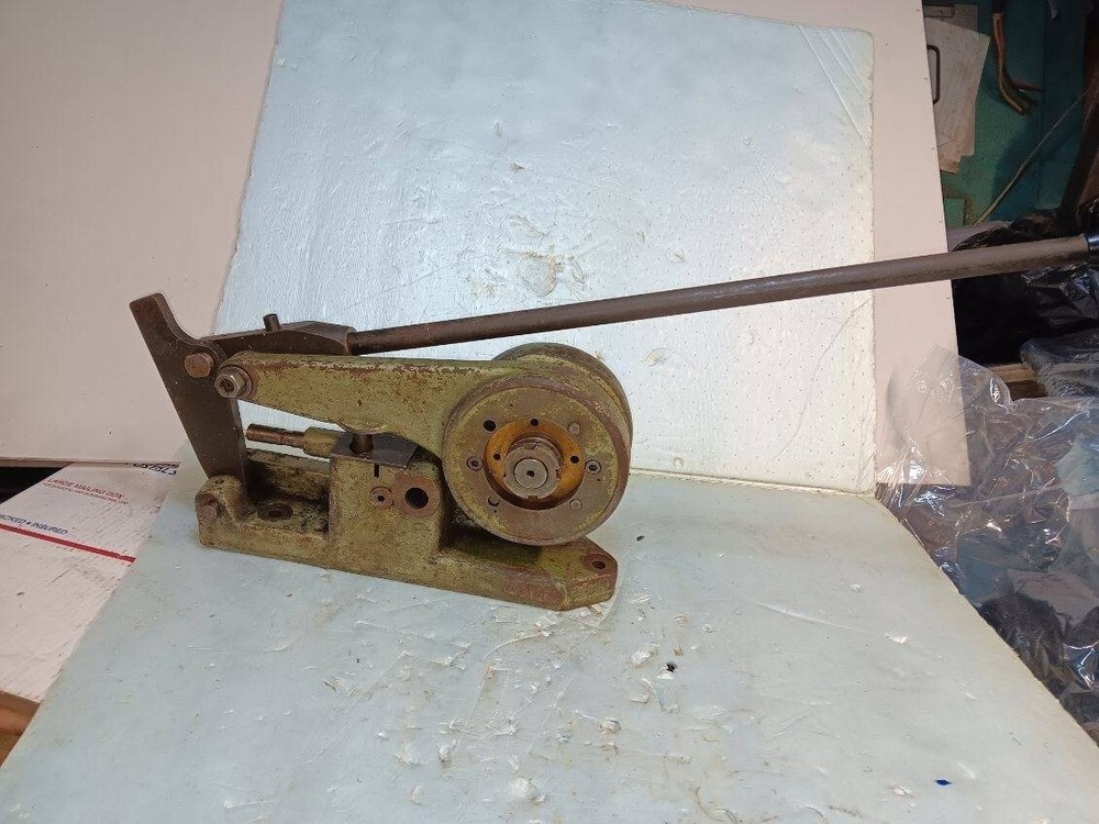 Hezel Rod Parter, Rod Shear
