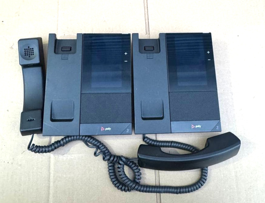 LOT OF 2 Poly CCX 500 Media Phone Handset NOPOWER  ADAPTERS