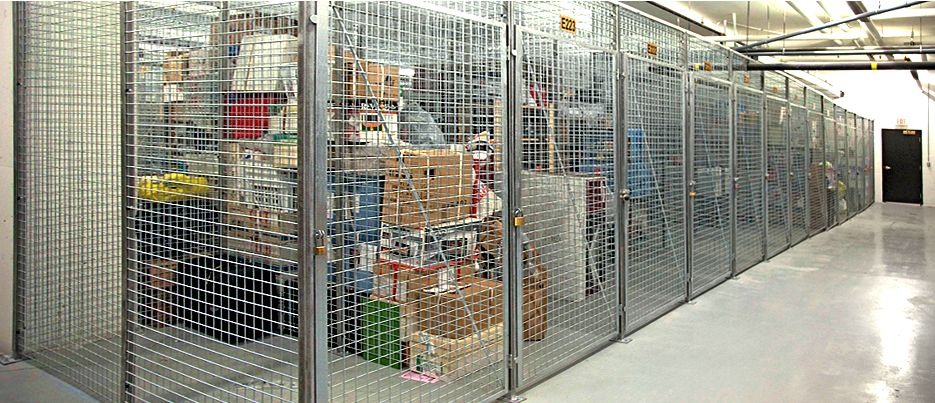 (200) SINGLE TIER WIRE LOCKERS HIGH CONDO LOCKERS - SECURITY CAGES