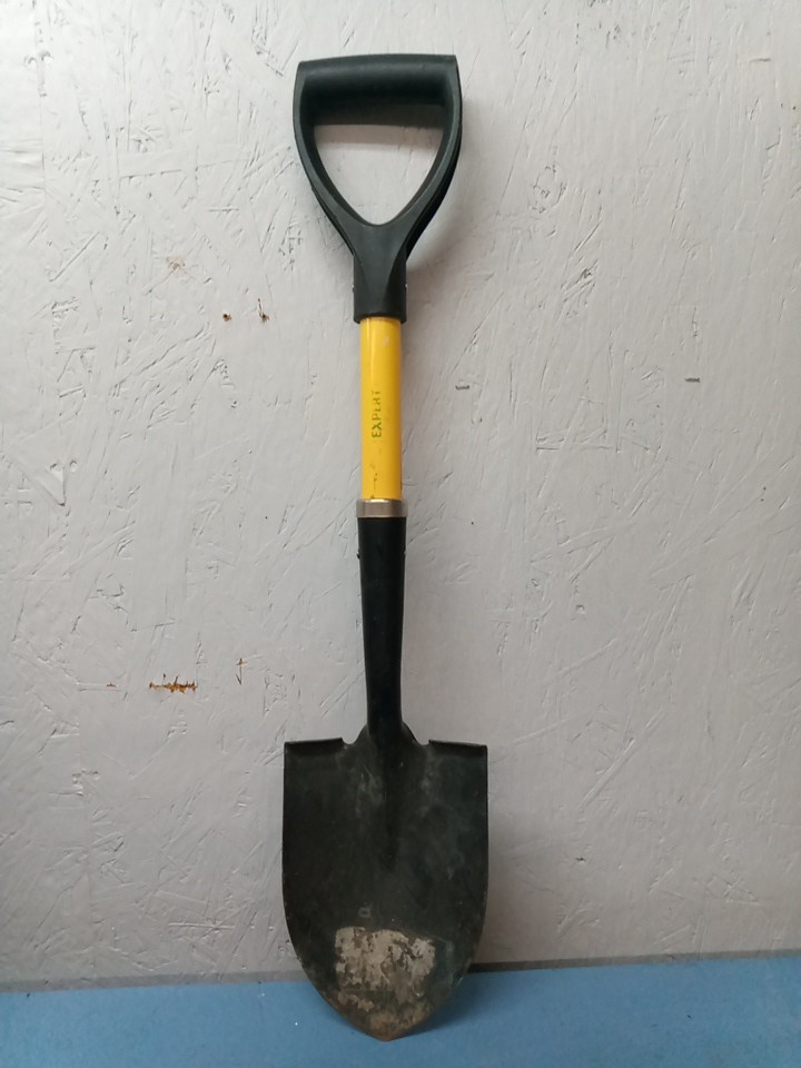 Small Expert Heavy Duty Shovel (LL)