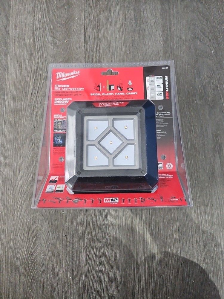 Milwaukee 2364-20 Flood Light - Red