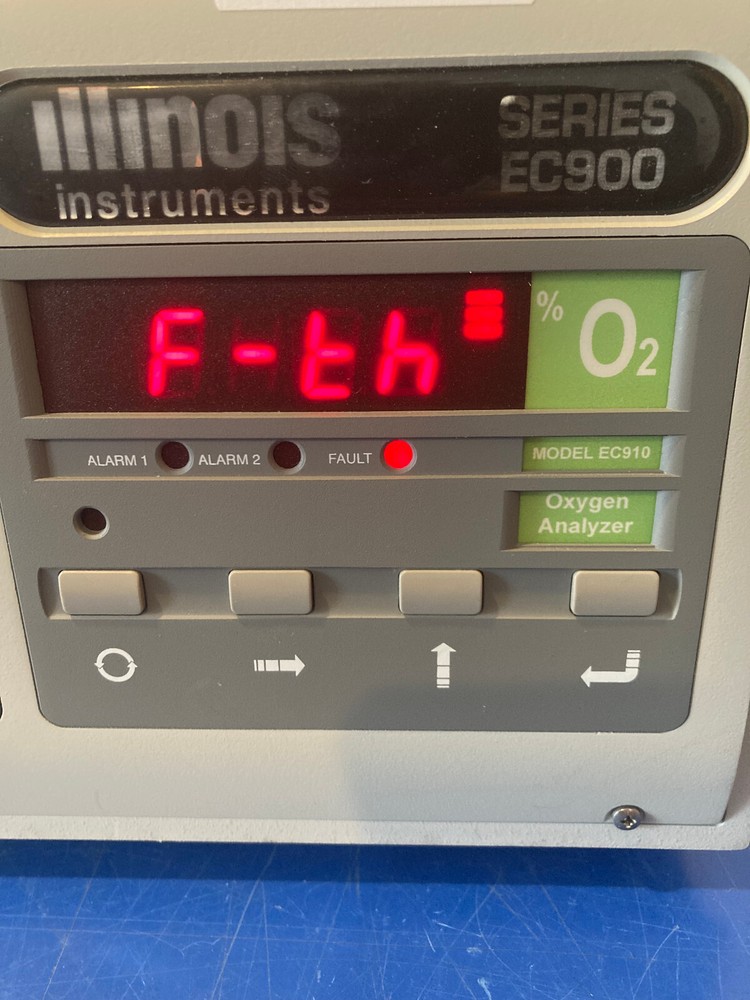 15207 Illinois Instrument EC910 oxygen analyzer