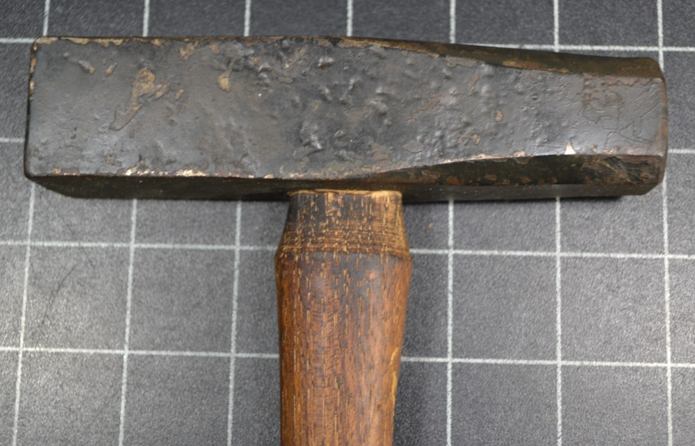 BLACKSMITH SET HAMMER - 1 1/2" SQUARE HEAD - ORIGINAL HANDLE - VERY LITTLE USE