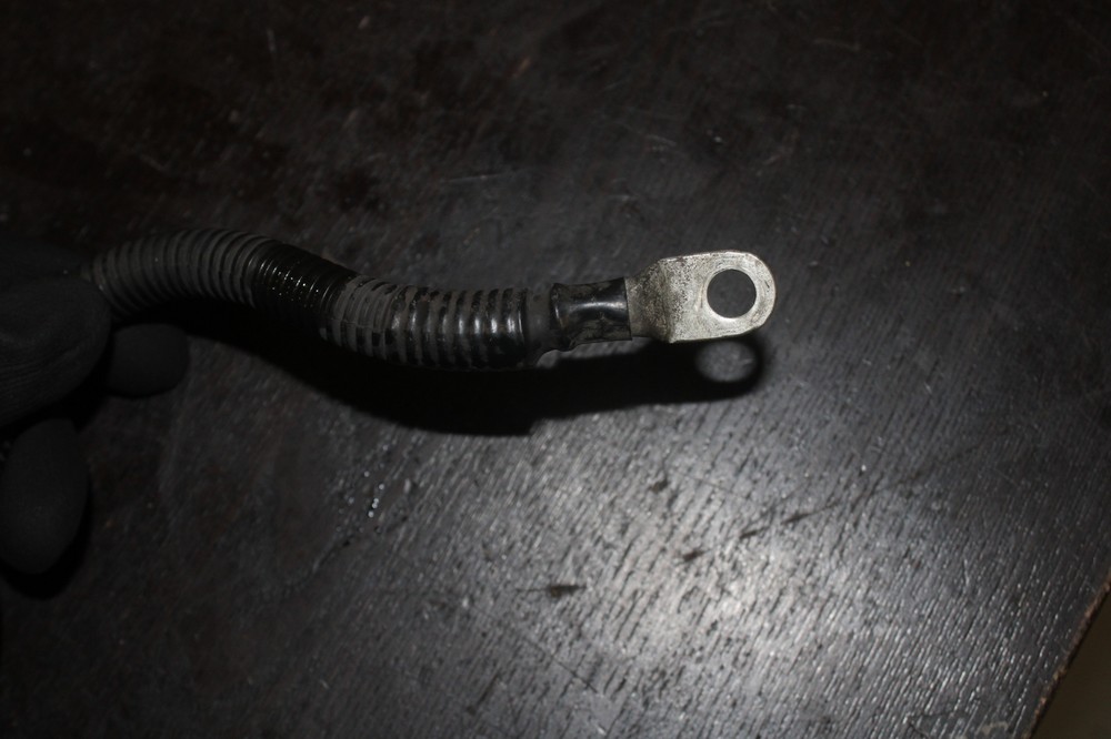 2001 Harley-Davidson Electra Glide POSITIVE CABLE