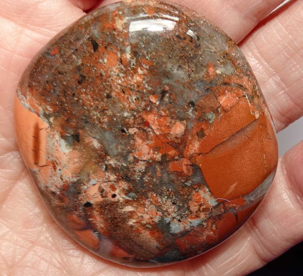 Red Jasper Worry Stone sc681e