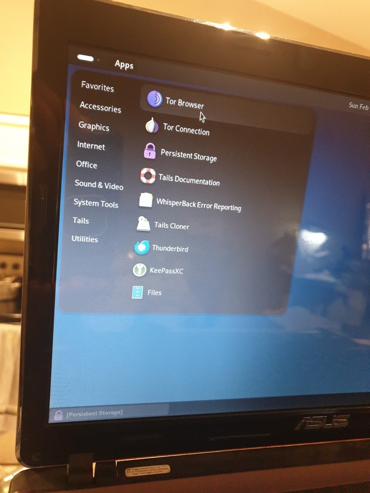 Linux Tails 7.4.1, 64-bit, Bootable Live USB Flash Drive - Leave No Trace