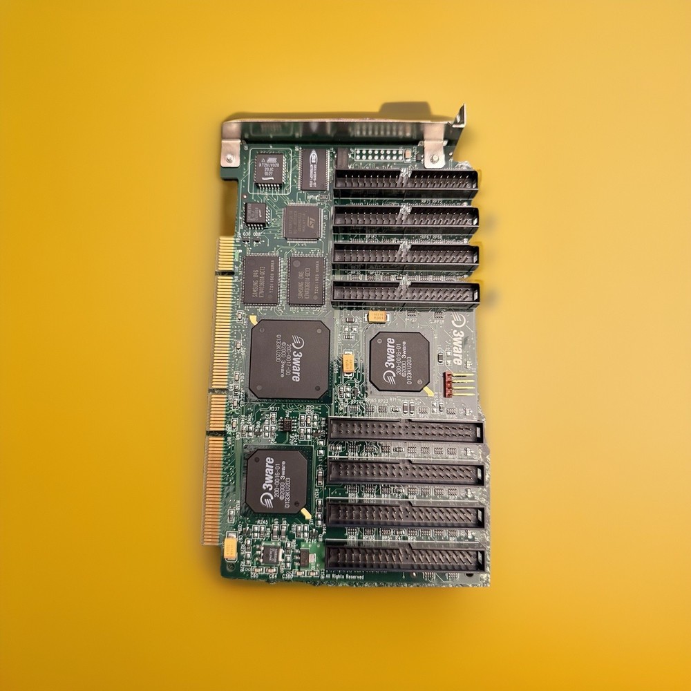 3Ware Escalade 7500-8 4CCA 64Bit 8-Channel IDE RAID Controller