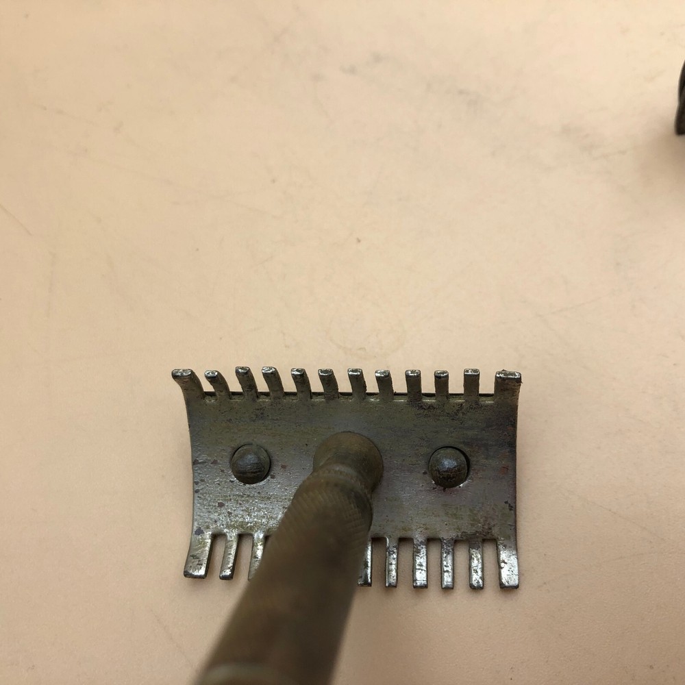 Original WWII WW2 GERMAN Shaving machines 2 pcs.