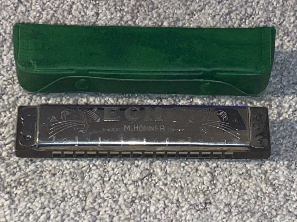 Vintage M. Hohner Echo HARMONICA #2309 - with case