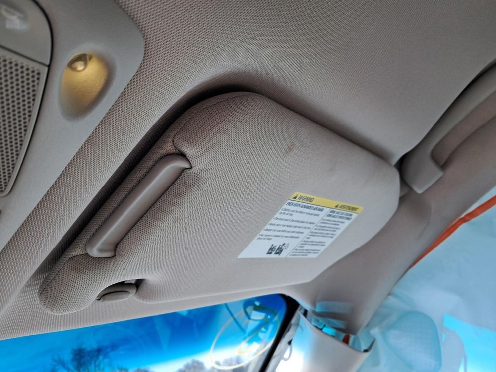 PATHFINDR 2015 Glove Box 4837613