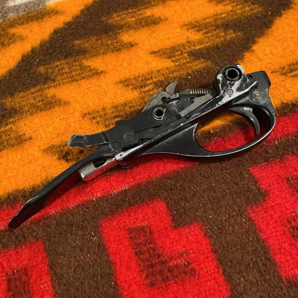REMINGTON 1100 TRIGGER ASSEMBLY 12 Ga.
