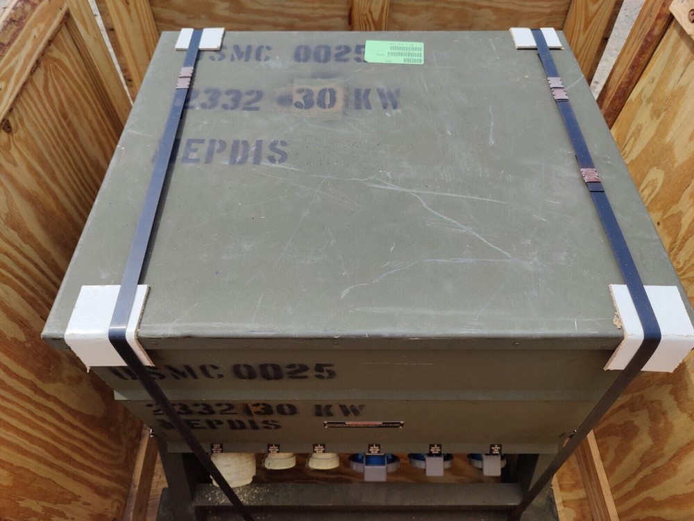 US Generator Distribution System 835024A Mobile Electric Power