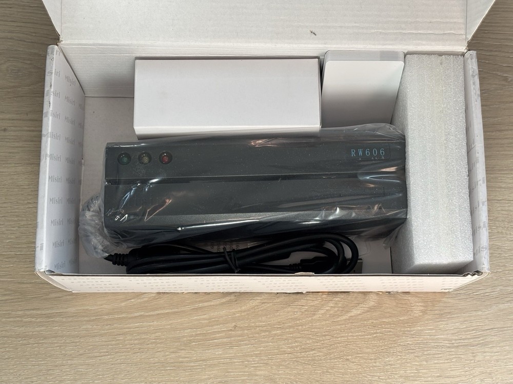 NEW MISIRI Bluetooth Mag VIP Card Reader Writer Encoder RW606 NIB