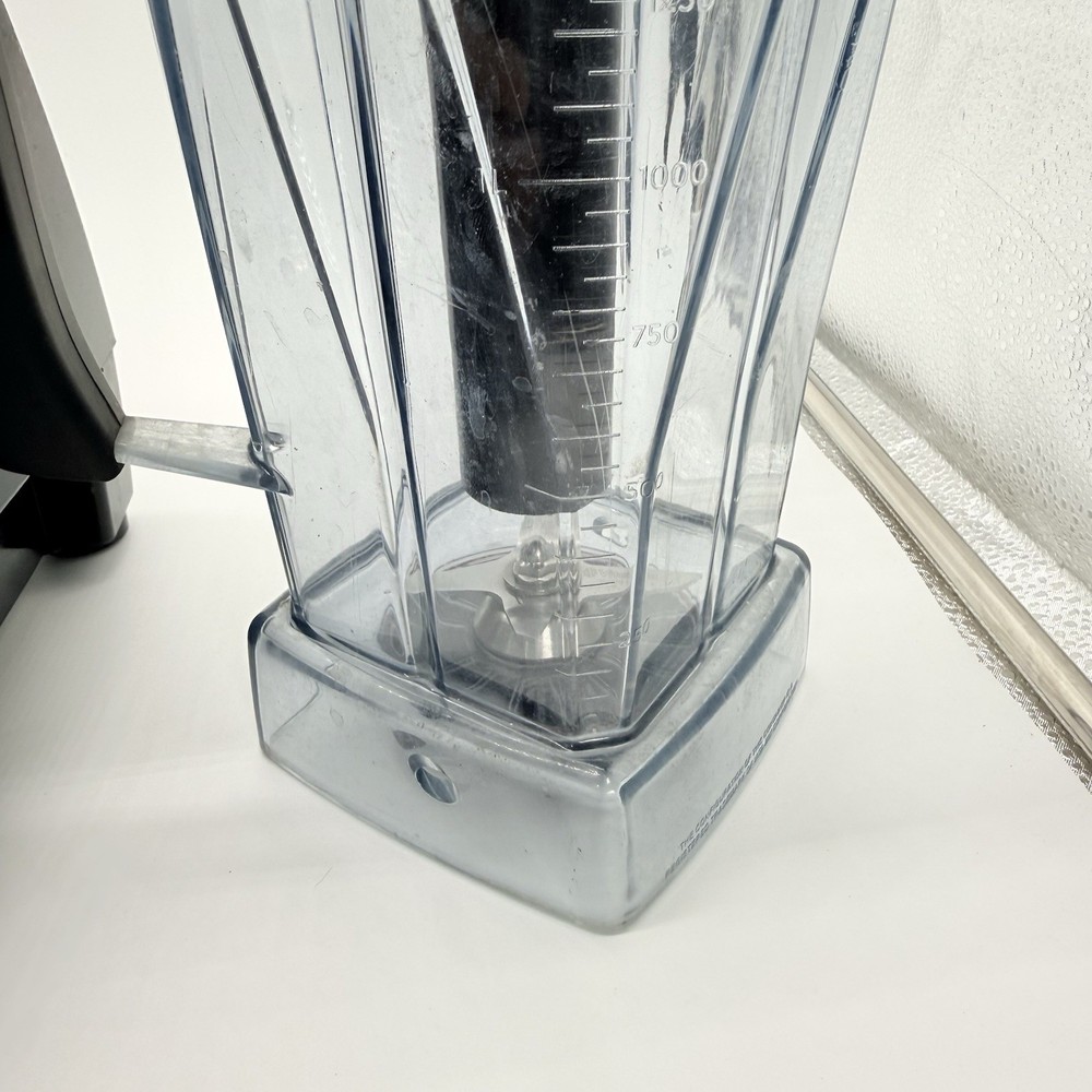 Vitamix Blender 5200 Variable Speed Blender Model VM0103 -64oz Pitcher Tested