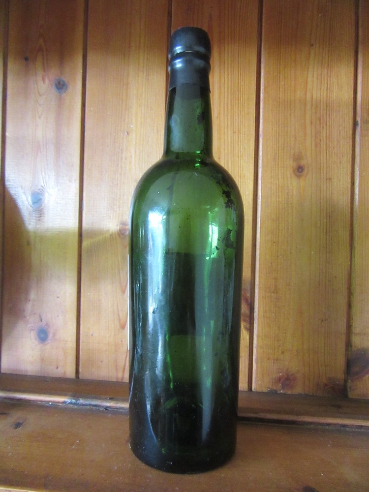 1963 Croft Vintage Port - - Empty Bottle .