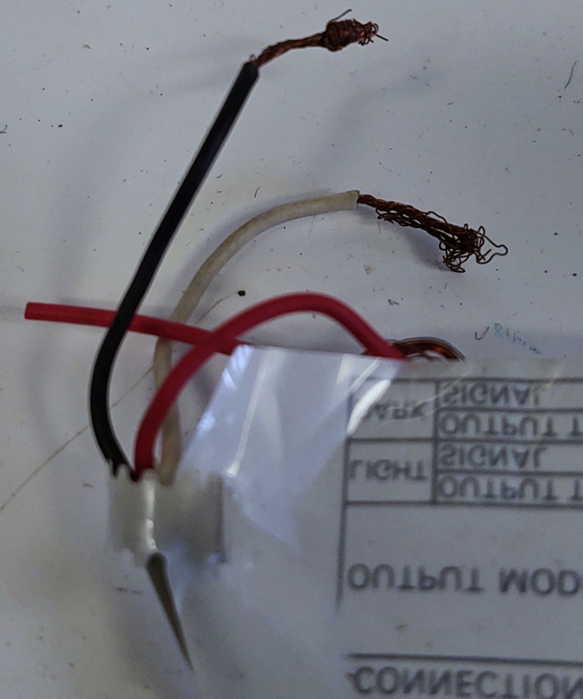 Omron E3S-DS10B4 Photoelectric Sensor with Adjustable Stability Light