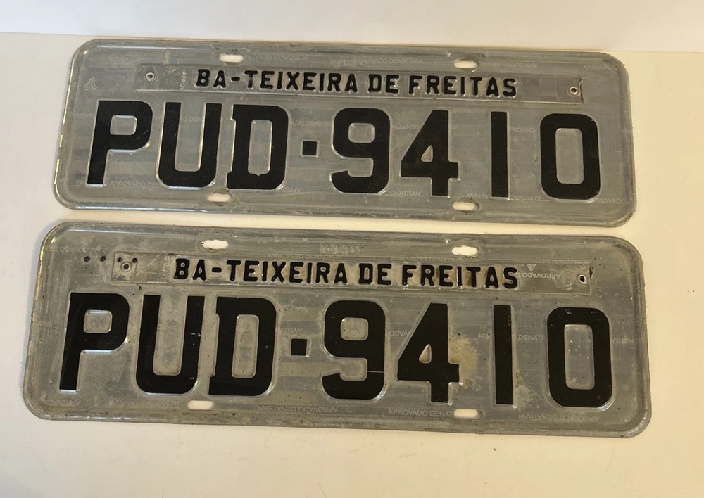 Brazil License Plates - Matching Pair From Teixeira  De Freitas