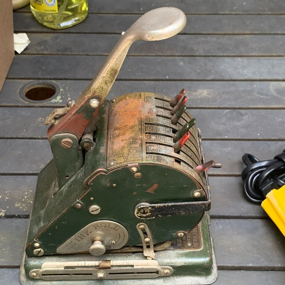 Vintage F & E Hedman Mfg. Co. Check Writer Protector Model W