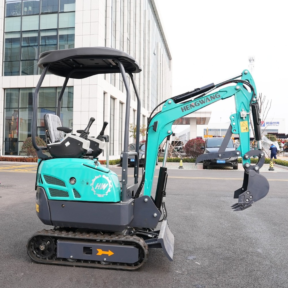 13.5hp mini excavator, B&S EPA engine,pilot control system, free delivery.