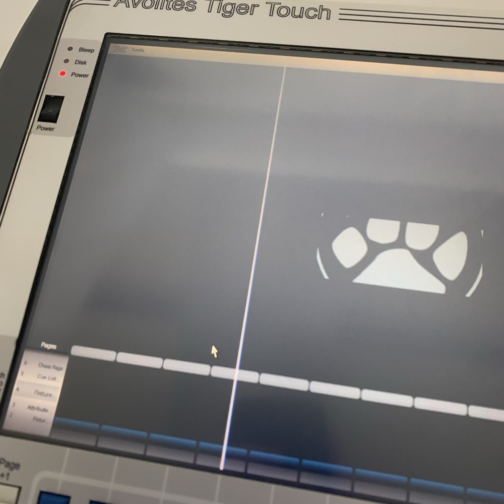 Avolites Tiger Touch Lighting Control Console Screen Has Line Bad Controls