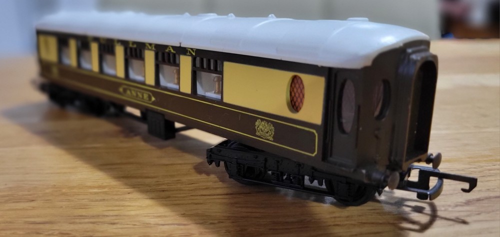 00 Gauge Triang Pullman "Anne"