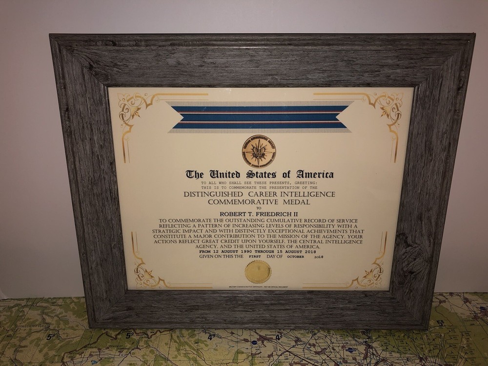 CIA - DISTINGUISHED CAREER INTELLIGENCE COMMEMORATIVE MEDAL CERTIFICATE Type-1