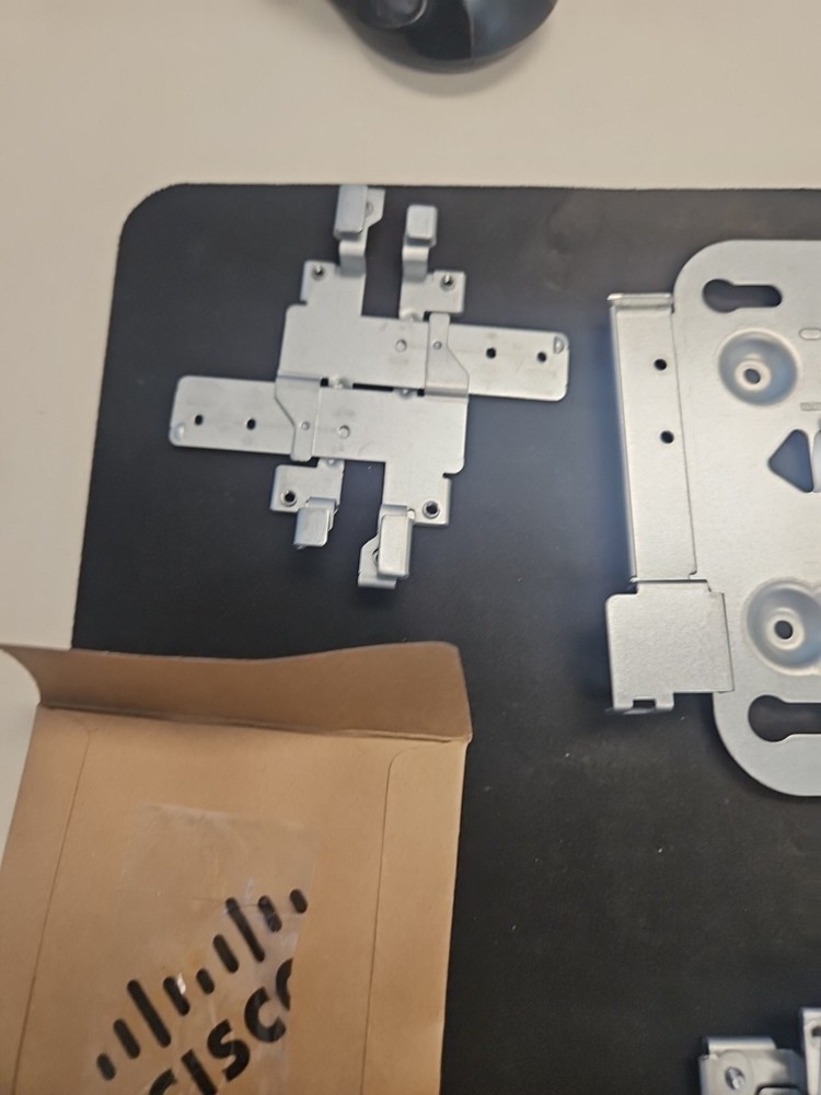 Ceiling Mount Bracket (Flush) Kit for Cisco Aironet Access Points + Ceiling Clip