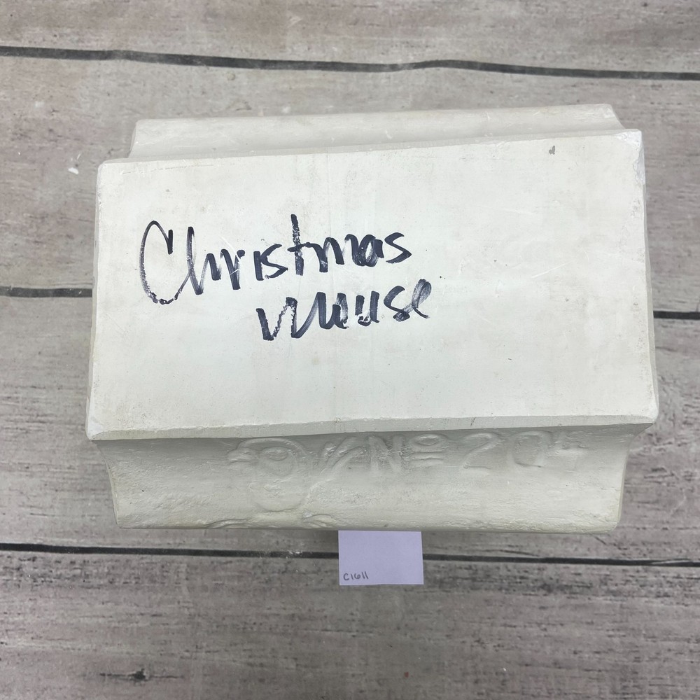 Unbranded Ceramic Casting Mold Christmas Mouse With Gift #204