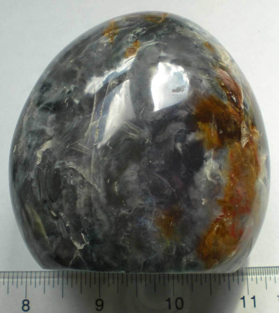 Violet Agate Standing Stone - Madagascar sc896